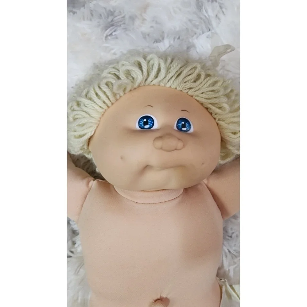 Vintage Cabbage Patch Kids Doll 1978,1982 PA-1044 Yarn Hair Blue Eyes Dimples 84